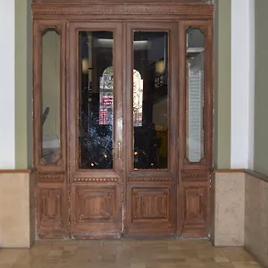 3* Гостевой дом Synagogue Central